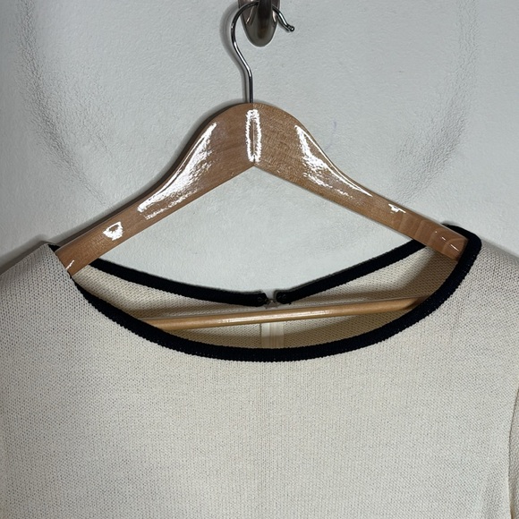 St. John Collection colorblock Santana knit cream navy midi dress size 12 - Picture 4 of 11
